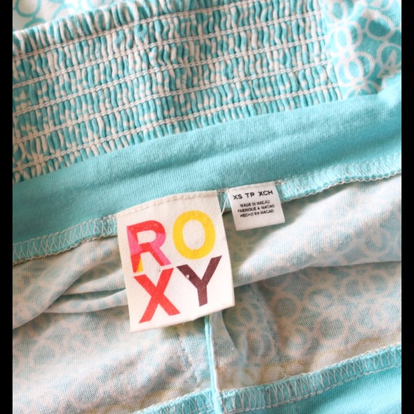 Roxy Halter - Picture 2 of 4