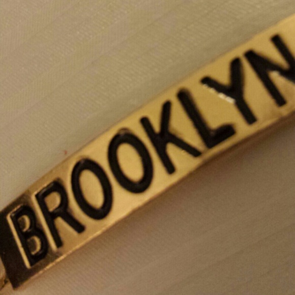 Gold Chain Necklace - Picture 2 of 2