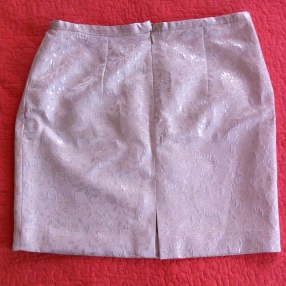 SOLD Kay Unger Flower Skirt - Picture 2 of 4