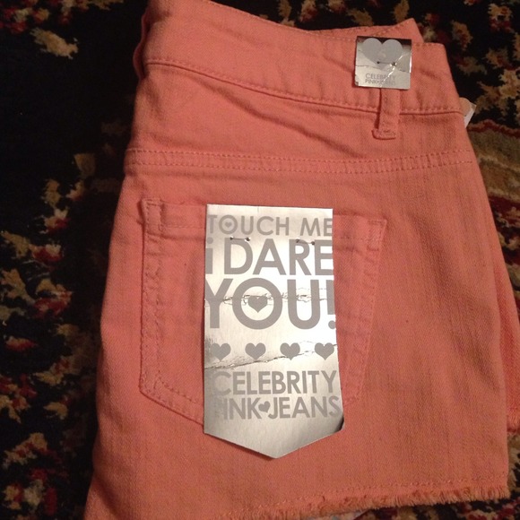 BUNDLE-Two pairs of shorts - Picture 3 of 4