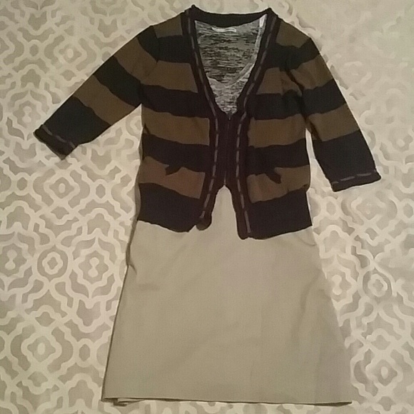 Sweater skirt and t-shirt BUNDLE