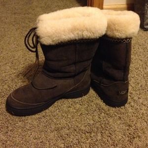 authentic brown UGG boots