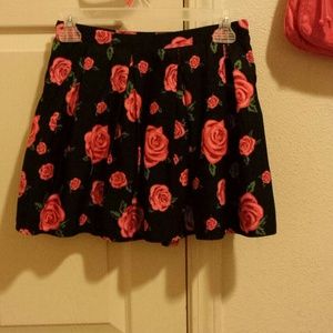 High wasted Skirt