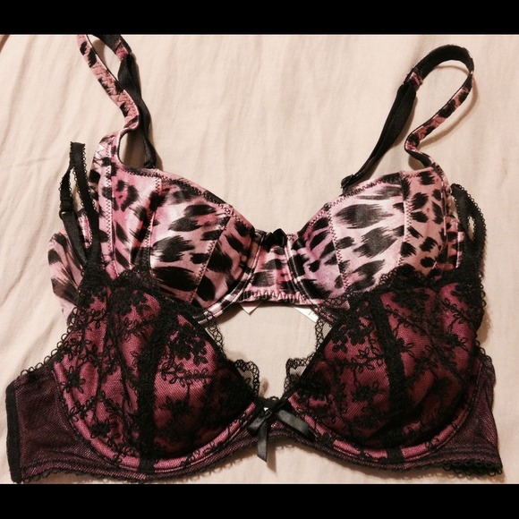 ✨💗Victoria's Secret very sexy bra bundle💗✨