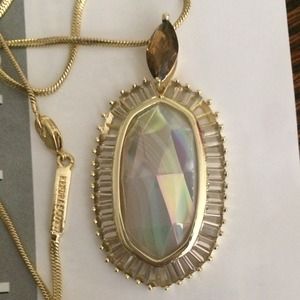 Kendra Scott baugette oval necklace