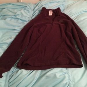 North face pull over