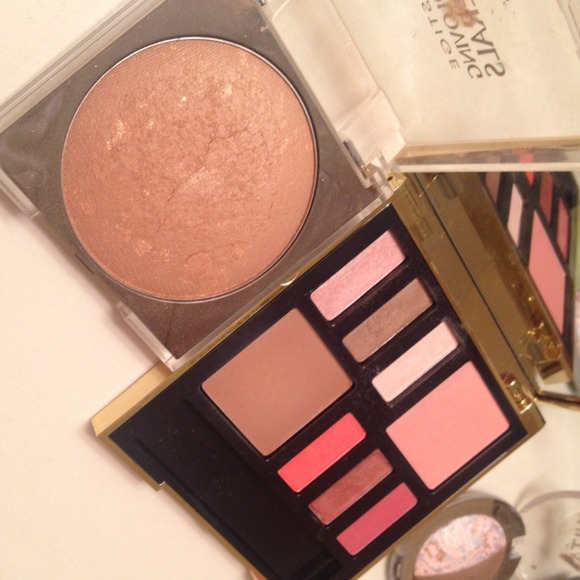 SOLD - Picture 3 of 4