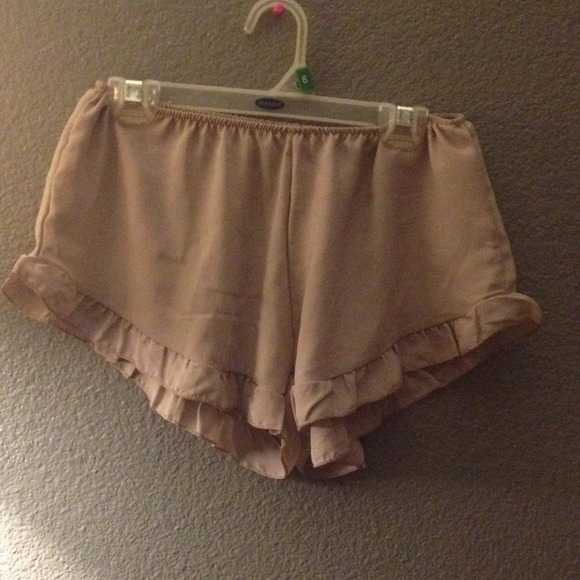 Beige Brandy Vodi Shorts