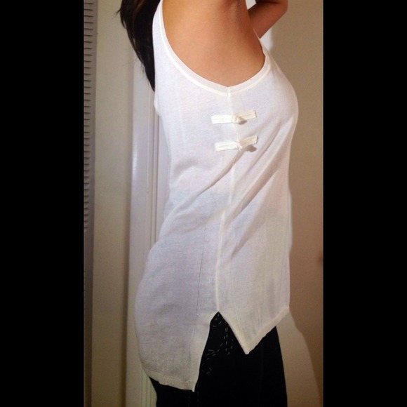 NEW PUCCI 100% Silk Knit Ivory Racerback Tank - Picture 3 of 4