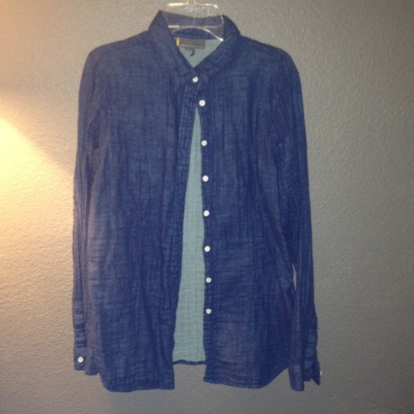 👽TRADED 👽 Long Denim Look Alike Button Down