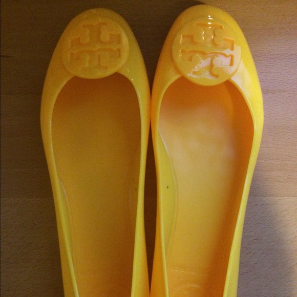 Tory Burch Bright Yellow Jelly Reva