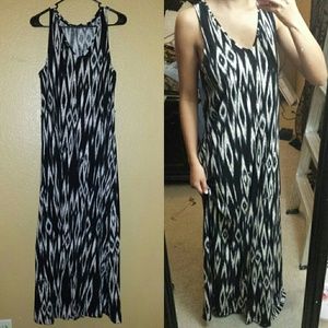 H&M Black & White Maxi Dress