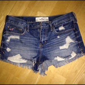 Mid Rise Hollister Shorts With Fringe