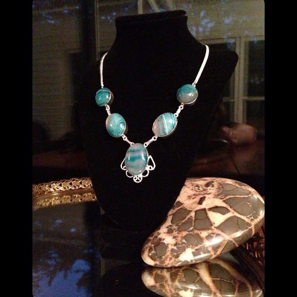 Jewelry - ♨️TEMP PRICE DROP♨️ 🎋BOTSWANA AGATE NECKLACE
