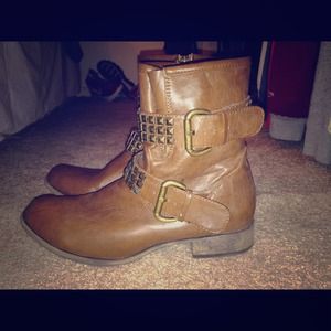 Off broadway boots