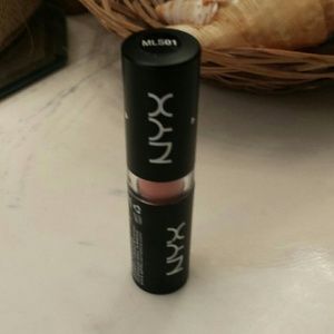NYX nude lipstick