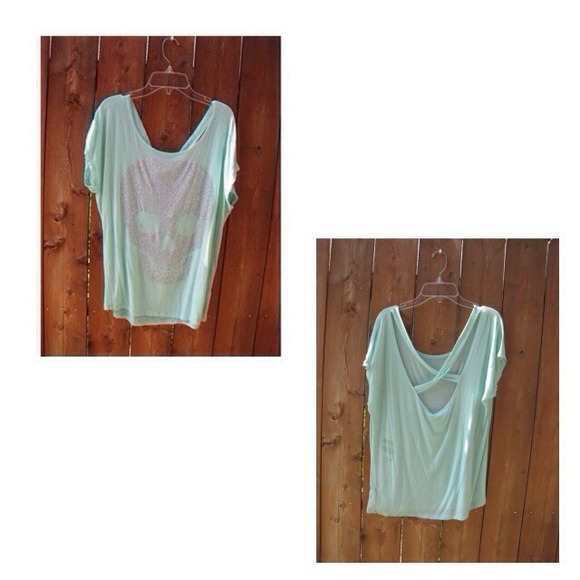 Mint/Aqua Flowing Top with Rhinestone Scull