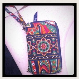REPOST- Vera Bradley wallet