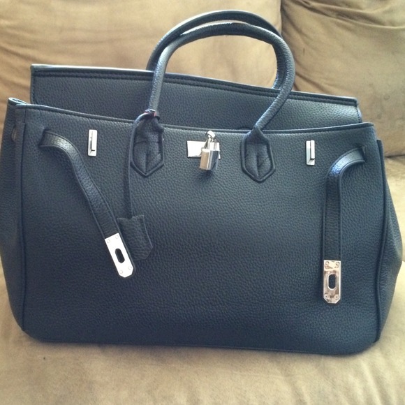 Used just 2-3 times leather fashion bag