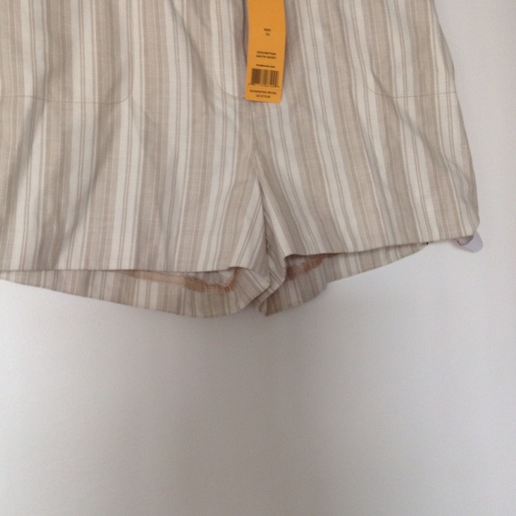 SOLD Tory Burch shorts