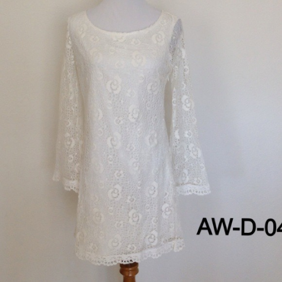 Pretty Lace long sleeve mini dress