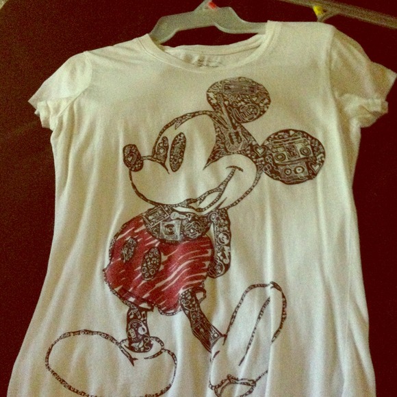 L/G Junior's Mickey Mouse Tshirt