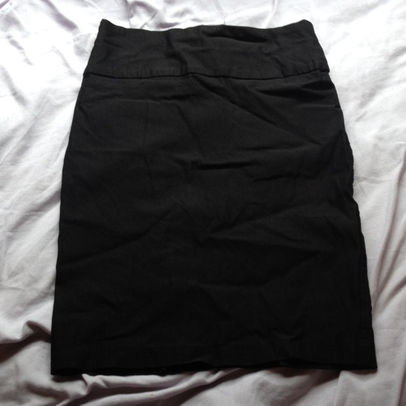 Black pencil skirt