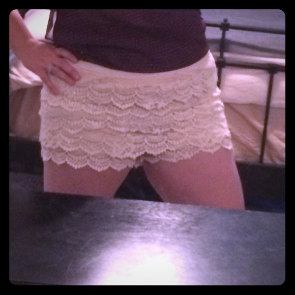 Lace shorts