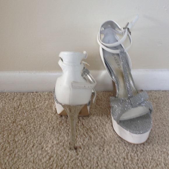 Shoes - Picture 2 of 2