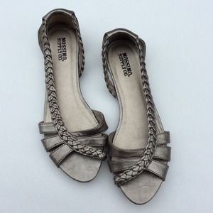 Mossimo Supply Co. Sandals!