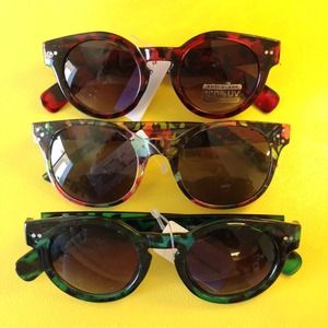 BCBG Accessories - BCBG sunglasses BCBG Accessories - BCBG sunglasses
