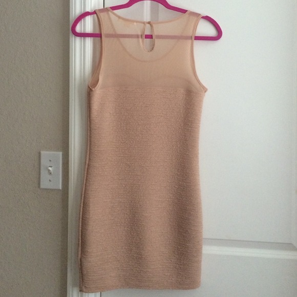 Nude Body Con - Picture 2 of 4