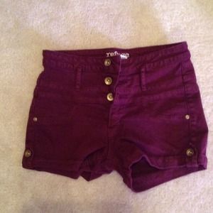 Burgandy high-waisted jean shorts