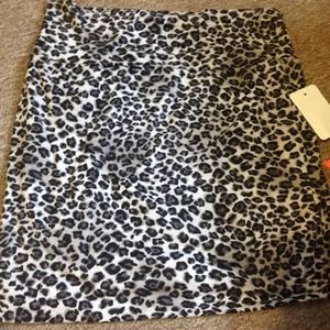 Leopard Bodycon mini skirt