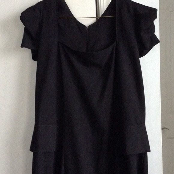 50's bombshell dress - Picture 2 of 3