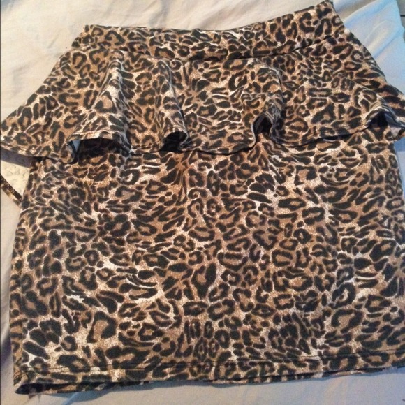 Skirt - Picture 1 of 1