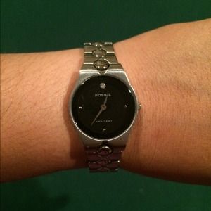 💯% Authentic Silver Fossil Watch