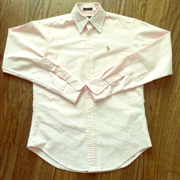 Women's Classic Fit button up shirt