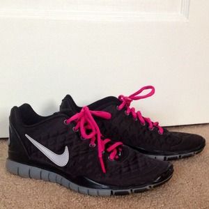 Nike Free TR Fit