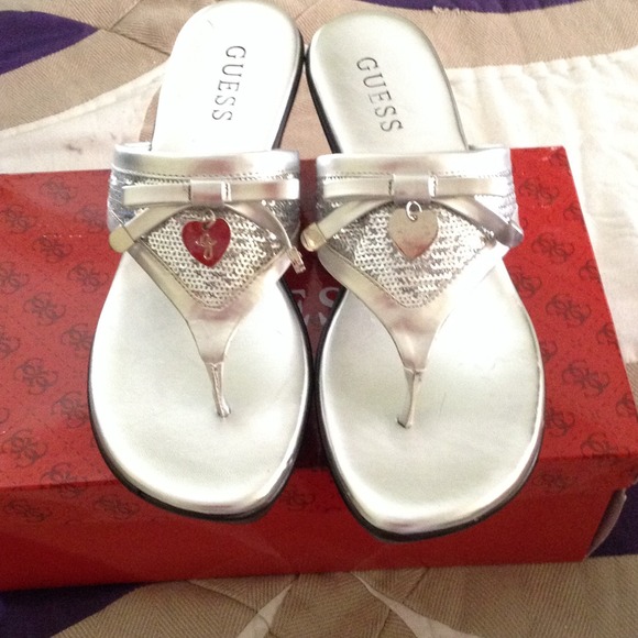 Cute guess shoes worn couple times