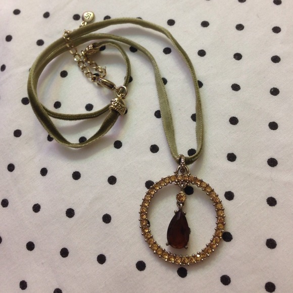 Rhinestone necklace