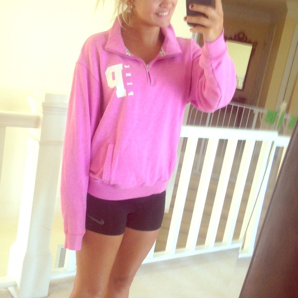 💥SOLD 💥 Victoria secret pink pullover 1/4 zip