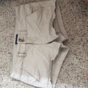 American eagle khaki shorts