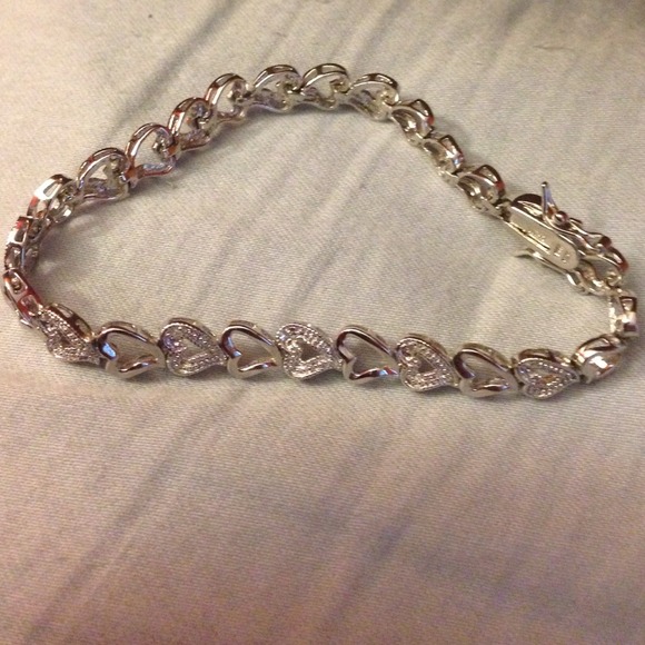 Sterling silver heart bracelet