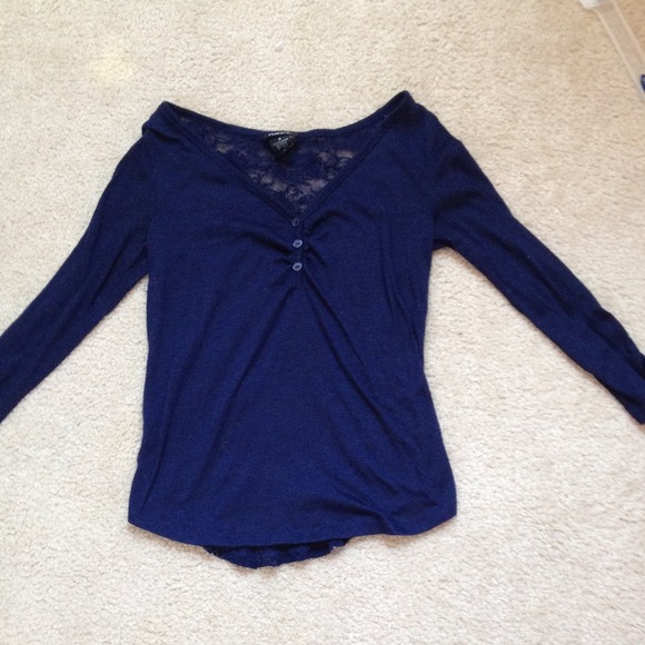 Mid sleeve top. - RUE 21 - Picture 1 of 1