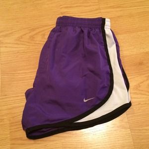 XS purple Nike tempo shorts