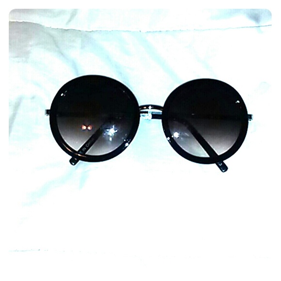 FOREVER 21 sunglasses