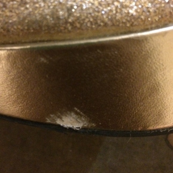 Heels - Picture 4 of 4