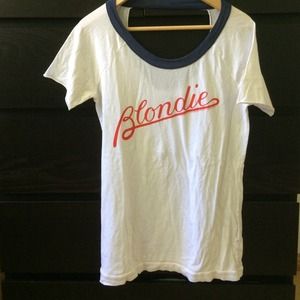 Chaser "Blondie" Tee