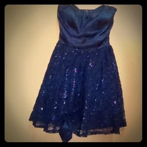 Short strapless dress